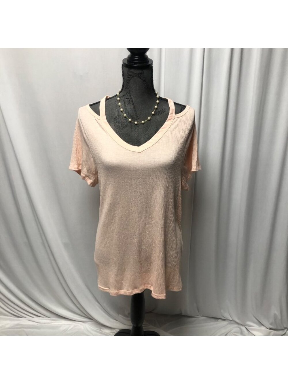 French Laundry Top Womens Size Large V-Neck Short Sleeve Cut Out Shoulders